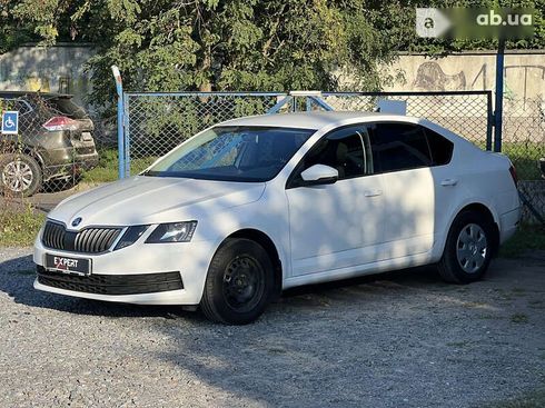 Skoda Octavia 2019 - фото 3