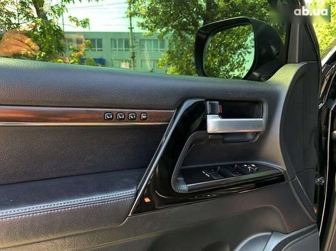Toyota Land Cruiser 2017 - фото 26