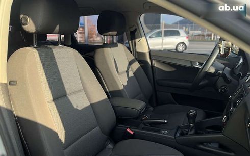 Audi A3 2010 - фото 9