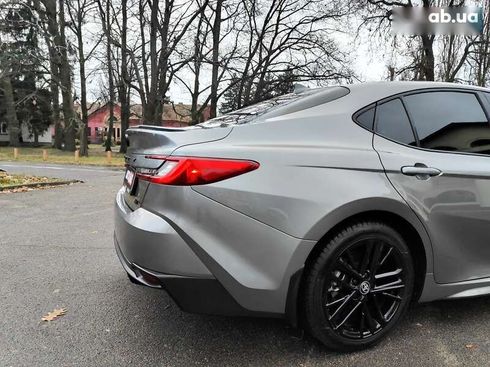 Toyota Camry 2024 - фото 18