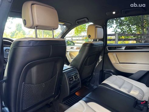 Volkswagen Touareg 2017 синий - фото 81