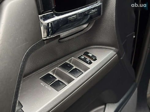 Toyota Land Cruiser 2013 - фото 15