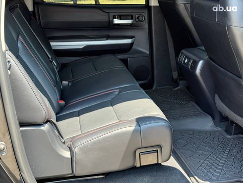 Toyota Tundra 2019 черный - фото 34