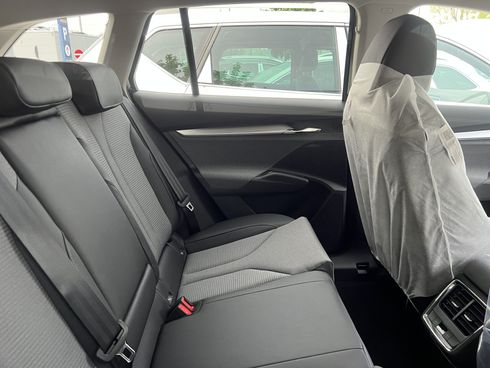 Skoda Enyaq 2023 - фото 8