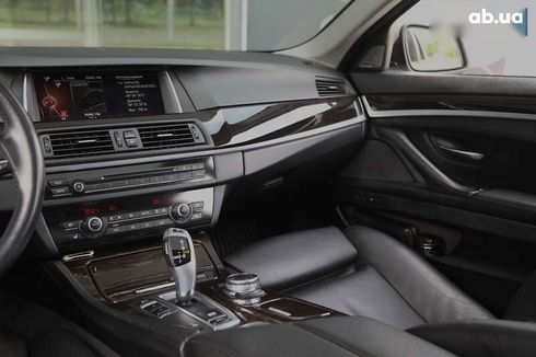 BMW 5 серия 2015 - фото 11