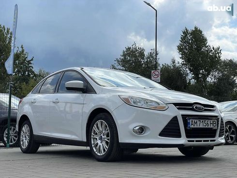 Ford Focus 2012 - фото 11