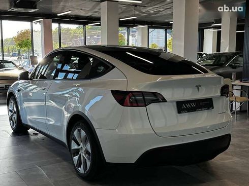Tesla Model Y 2020 - фото 12