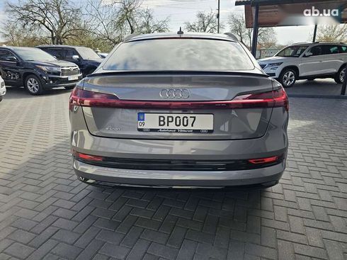 Audi E-Tron 2021 - фото 21