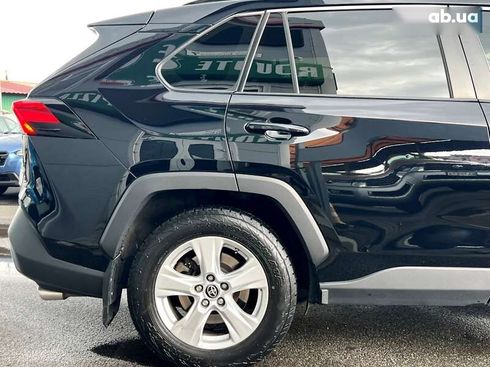 Toyota RAV4 2019 - фото 18