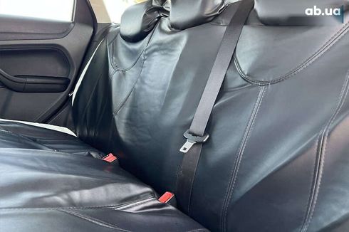 Ford Focus 2006 - фото 20