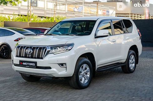 Toyota Land Cruiser Prado 2020 - фото 4