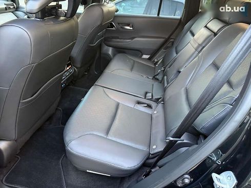 Toyota Land Cruiser 2022 - фото 11
