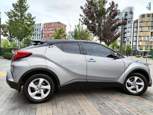 Toyota C-HR 2016 - фото 23