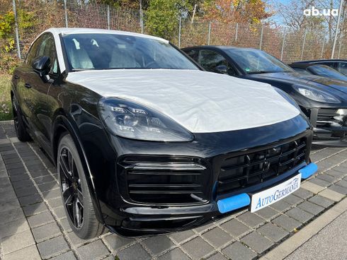 Porsche Cayenne Coupe 2022 - фото 3