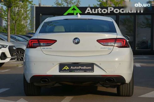 Buick Regal 2018 - фото 12