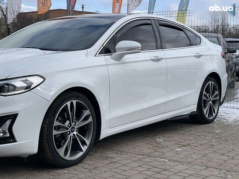 Ford Fusion 2019 - фото 11