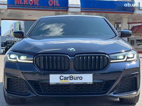 BMW 5 серия 2021 - фото 4