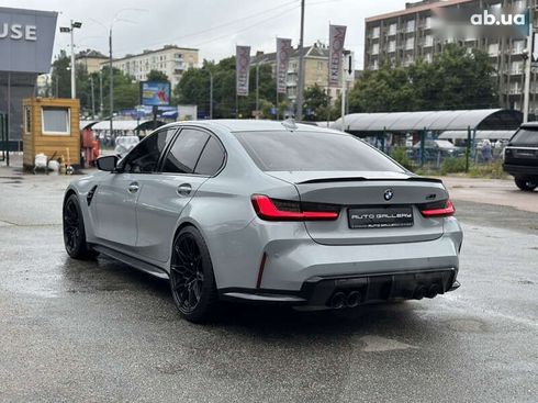 BMW M3 2021 - фото 10