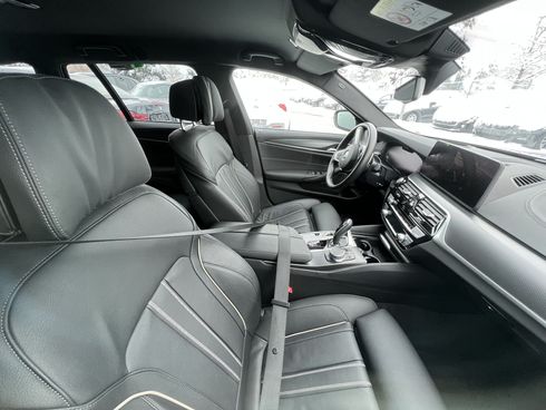 BMW 5 серия 2022 - фото 20