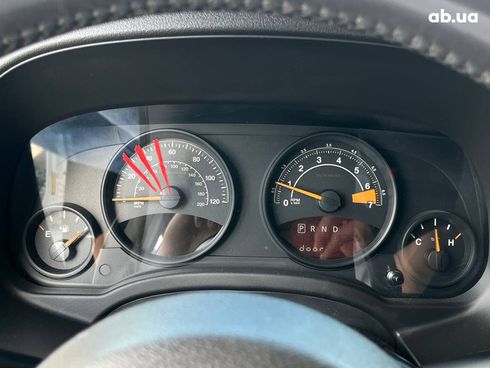 Jeep Patriot 2014 белый - фото 38