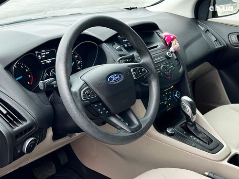 Ford Focus 2015 красный - фото 7