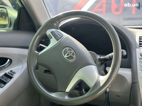 Toyota Camry 2007 - фото 15