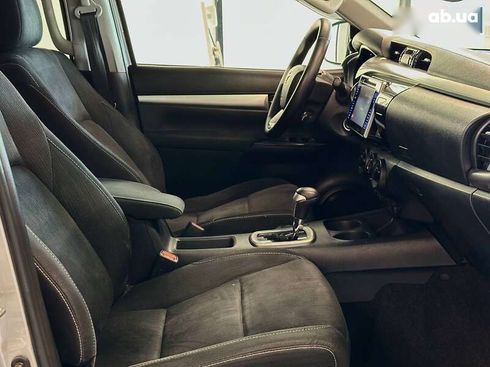 Toyota Hilux 2016 - фото 15