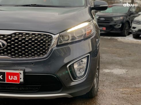Kia Sorento 2016 серый - фото 15