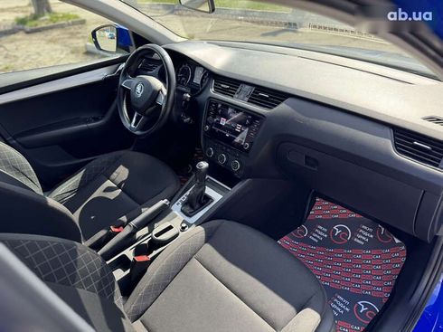 Skoda Octavia 2020 - фото 28