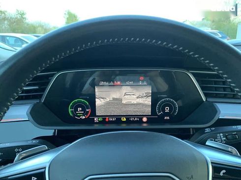 Audi E-Tron 2020 - фото 6