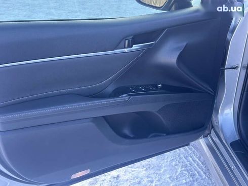 Toyota Camry 2018 - фото 17