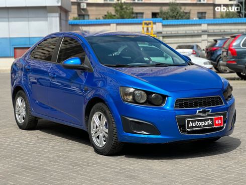 Chevrolet Aveo 2012 синий - фото 3