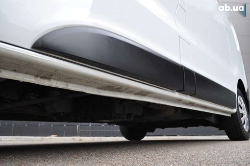 Renault Trafic 2021 - фото 15
