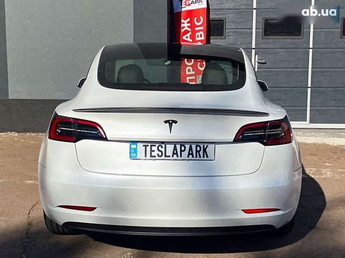 Tesla Model 3 2023 - фото 9