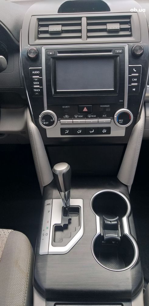 Toyota Camry 2012 черный - фото 17