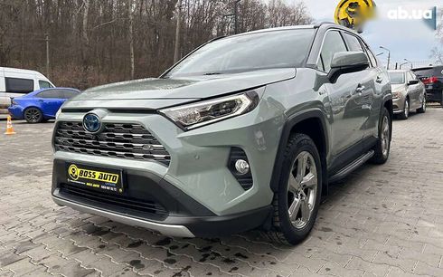 Toyota RAV4 2019 - фото 3