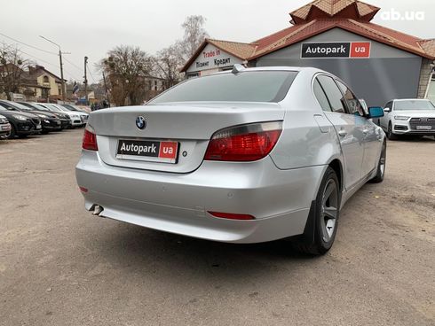 BMW 5 серия 2006 серый - фото 5