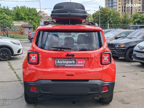 Jeep Renegade 2019 оранжевый - фото 10