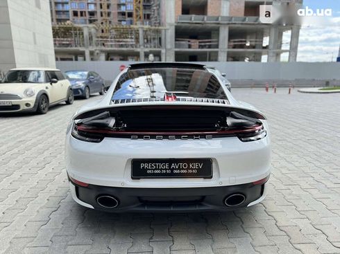 Porsche 911 2019 - фото 15