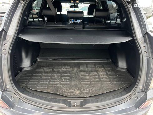 Toyota RAV4 2017 серый - фото 34