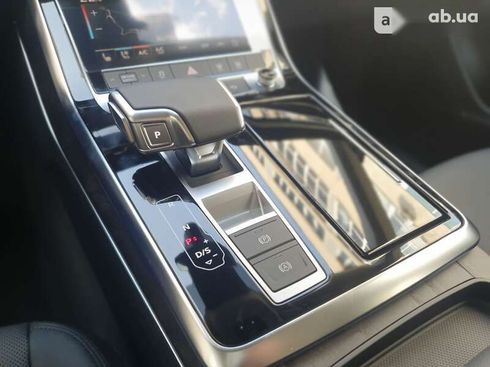 Audi Q8 2023 - фото 19