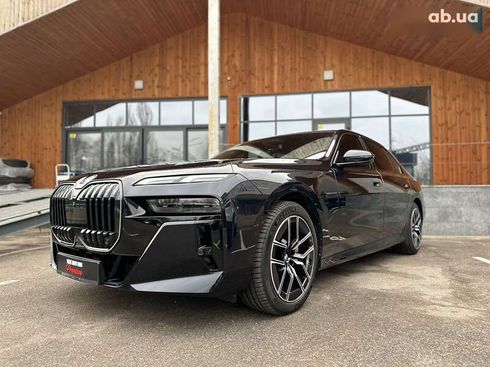 BMW 7 серия 2022 - фото 3