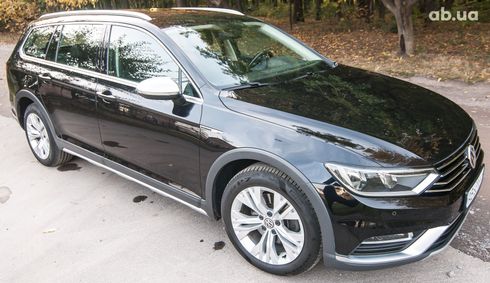 Volkswagen Passat 2016 черный - фото 10