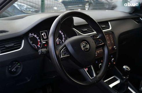 Skoda Octavia 2017 - фото 24