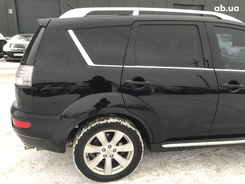 Mitsubishi Outlander 2010 черный - фото 15