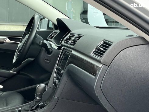 Volkswagen passat b8 2018 серый - фото 37