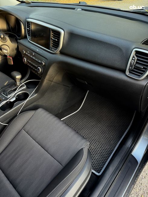 Kia Sportage 2020 серый - фото 10