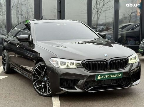 BMW 5 серия 2018 - фото 19
