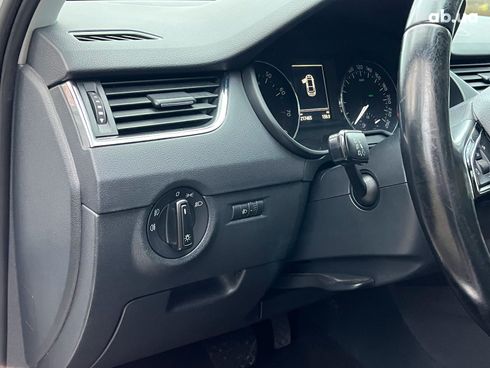 Skoda octavia a7 2013 белый - фото 27