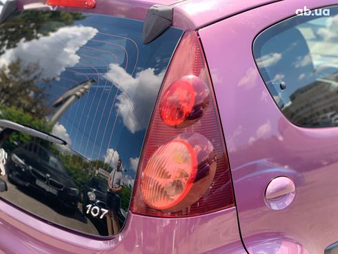 Peugeot 107 2012 фиолетовый - фото 28